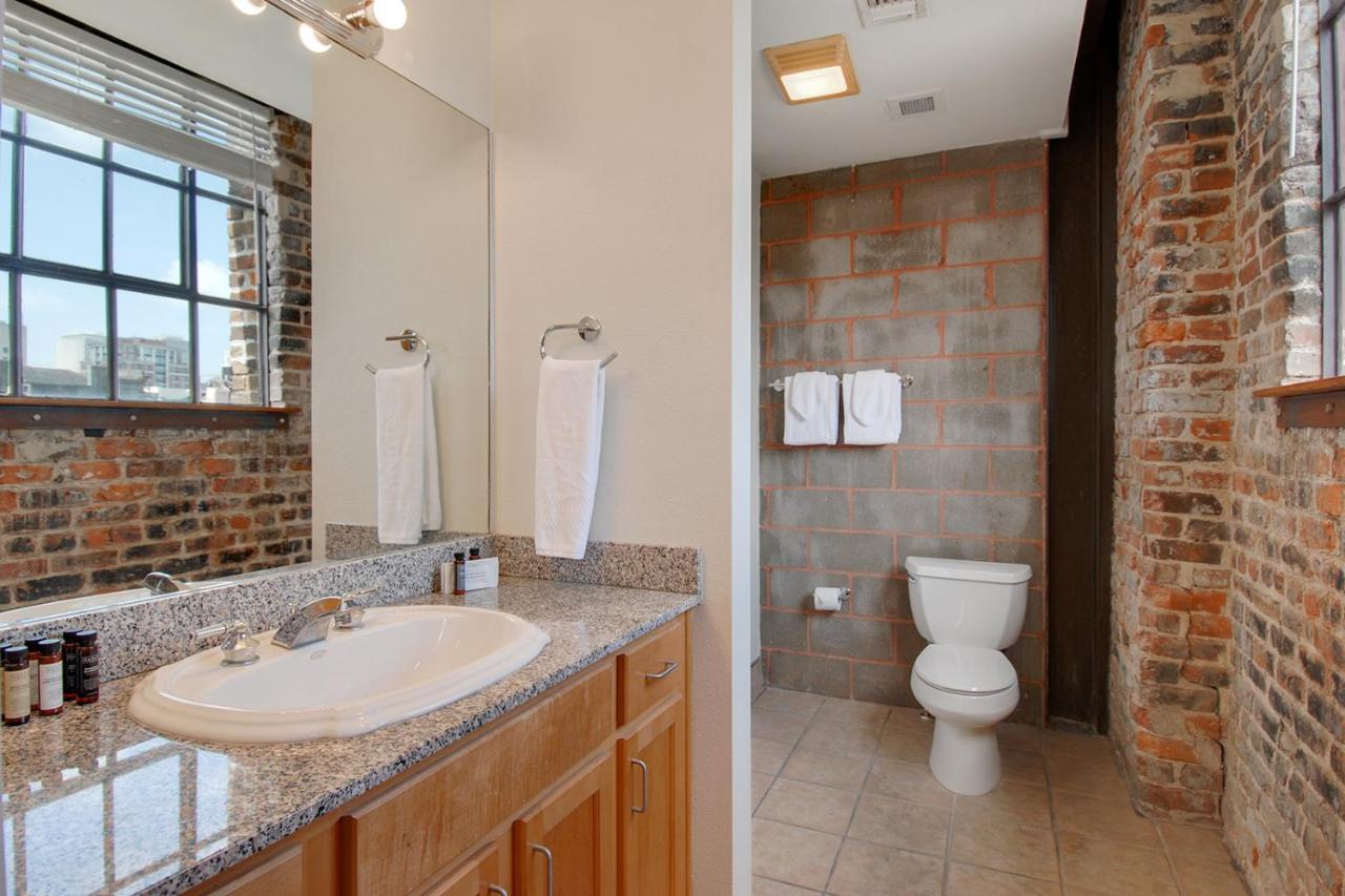 Luxury Arts District Apartments New Orleans Bagian luar foto